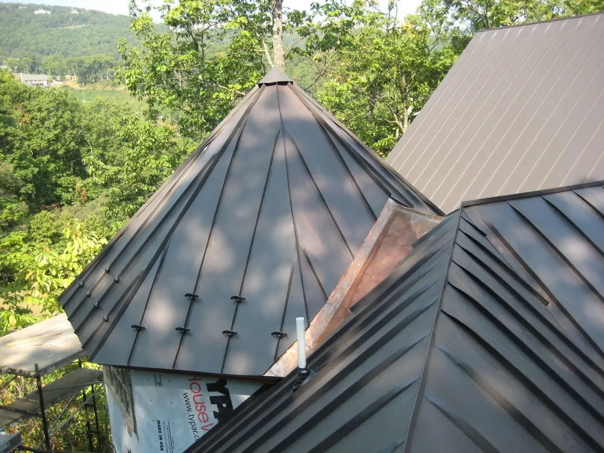 Professional Roof Tarp Installation by Craftsman Roofing in Sylvan-Highlands